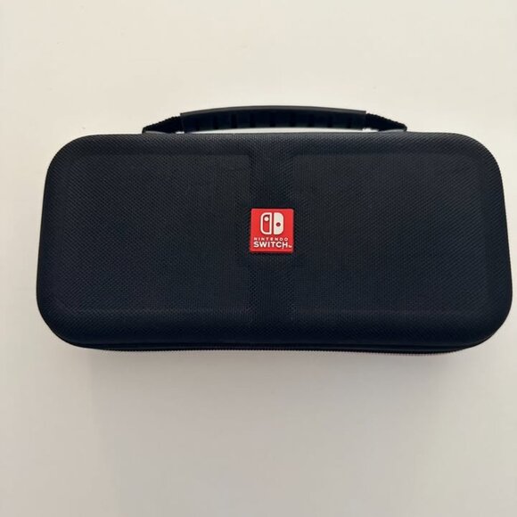 Nintendo Switch 32GB Black Console w/ 2 sets of Joy Cons | Pro Controller + more - Picture 2 of 8